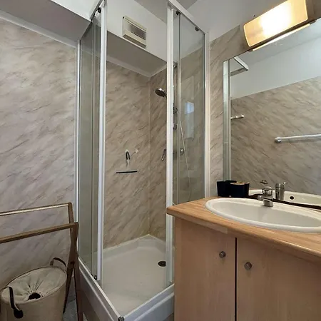 Appt 2 Pieces La Rochelle - Lr030-b217 Apartment *